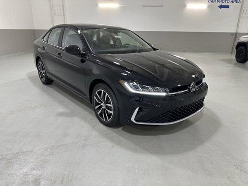 2026 Volkswagen Jetta 1.4T SE