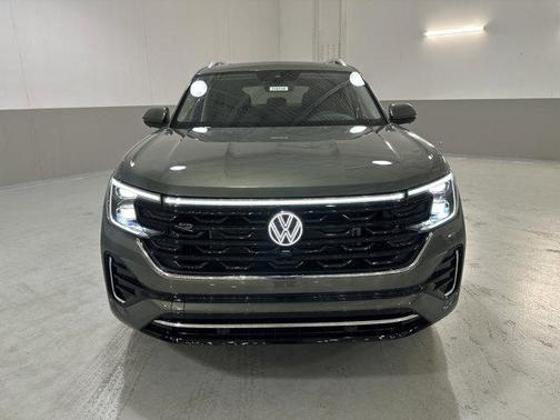 2026 Volkswagen Atlas 2.0T SEL Premium R-Line 4MOTION