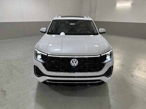 2026 Volkswagen Atlas 2.0T SEL Premium R-Line 4MOTION