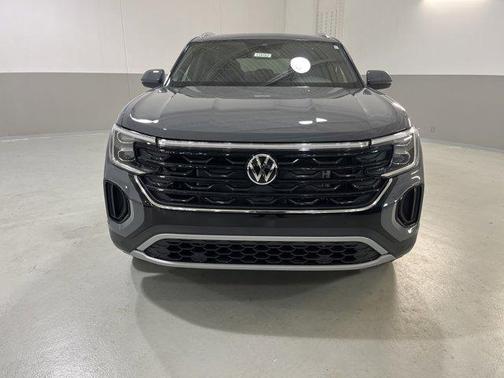 2026 Volkswagen Atlas Cross Sport 2.0T SE w/Technology 4MOTION