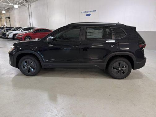 Deep Black Pearl 2026 Volkswagen Taos S