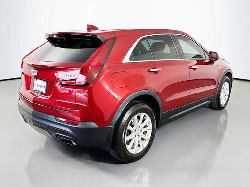 Red Horizon Tintcoat 2019 Cadillac XT4 Luxury