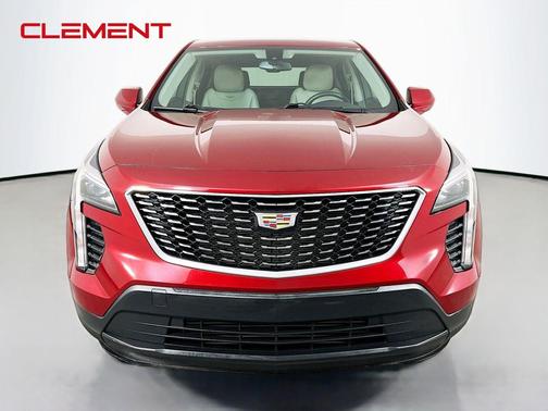 Red Horizon Tintcoat 2019 Cadillac XT4 Luxury