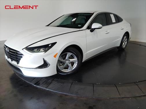 2022 Hyundai SONATA SE