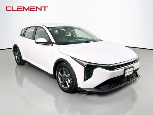 Snow White Pearl 2025 Kia K4 LXS