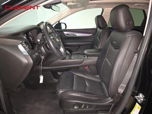 2018 Cadillac XT5 Premium Luxury