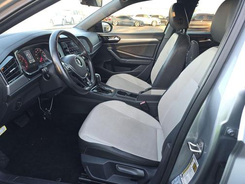 Silver Metallic 2020 Volkswagen Jetta 1.4T R-Line