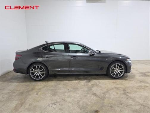 2023 Genesis G70 2.0T AWD