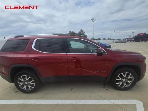 2023 GMC Acadia FWD SLT