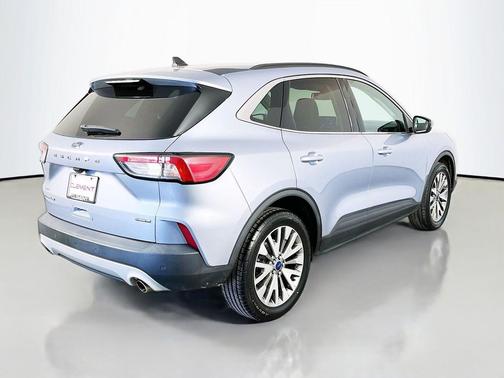 ICED BLUE SILVER METALLIC 2022 Ford Escape Titanium
