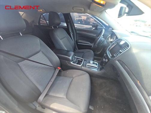 2021 Chrysler 300 Touring