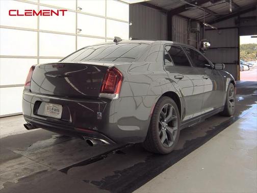2021 Chrysler 300 Touring