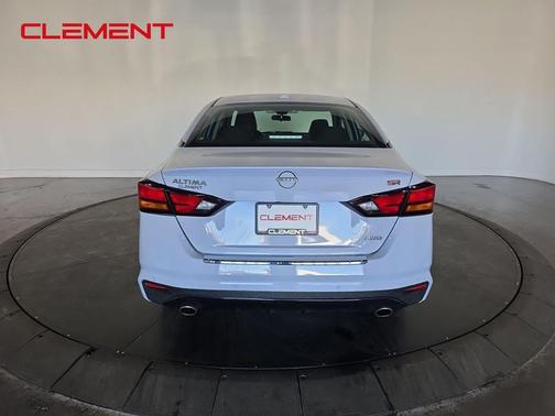 2023 Nissan Altima SR Intelligent AWD