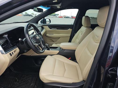 Midnight Sky Metallic 2018 Cadillac XT5 Base