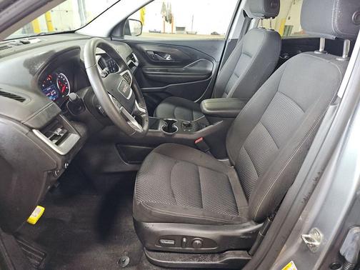 Sterling Metallic 2023 GMC Terrain SLE
