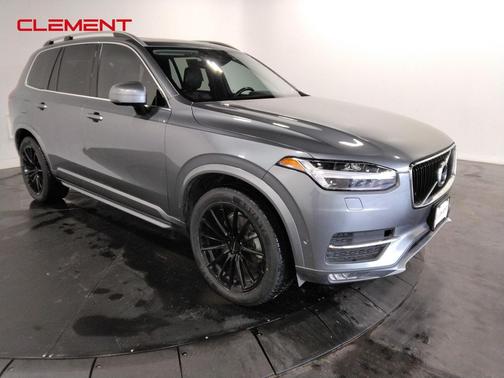 2018 Volvo XC90 T6 Momentum