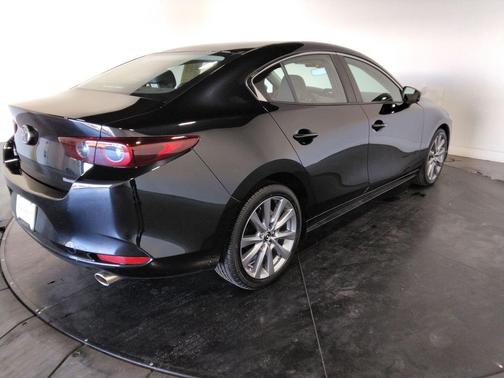 2025 Mazda Mazda3 FWD w/Preferred Package