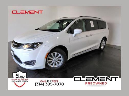 2018 Chrysler Pacifica Touring-L