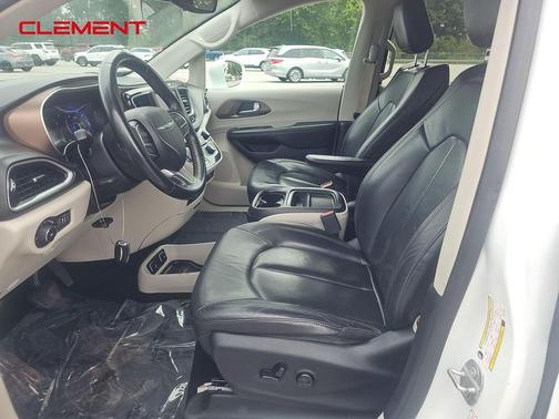 2018 Chrysler Pacifica Touring-L