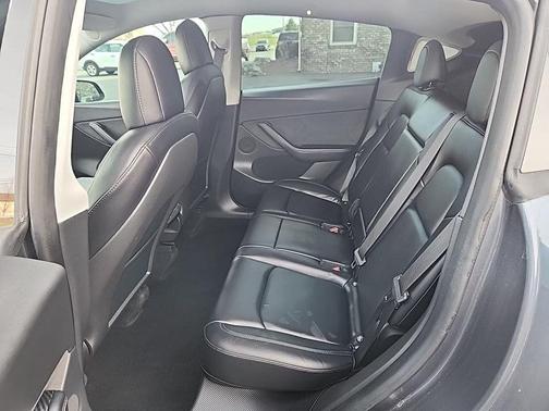 2022 Tesla Model Y Performance Dual Motor All-Wheel Drive