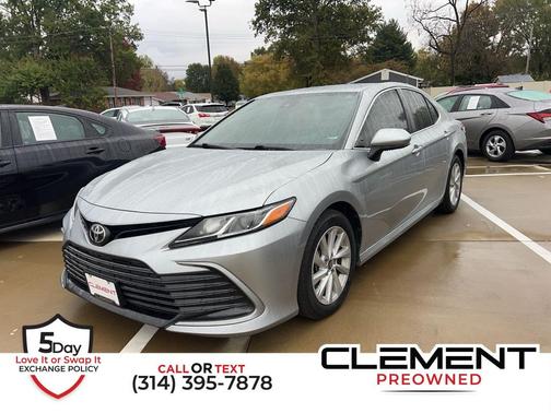 2022 Toyota Camry LE