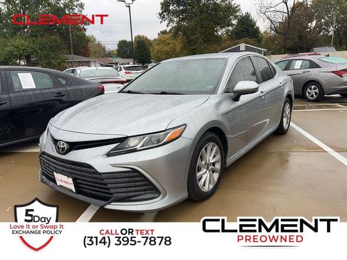 2022 Toyota Camry LE