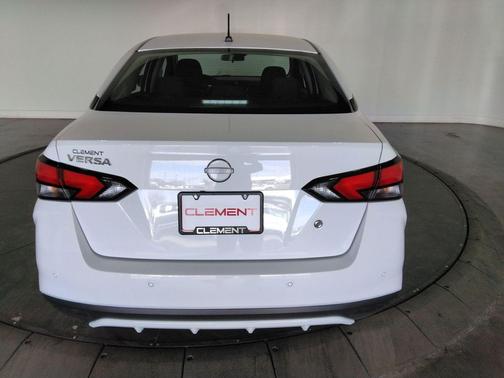 2025 Nissan Versa 1.6 S