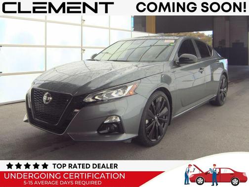 2022 Nissan Altima SR FWD