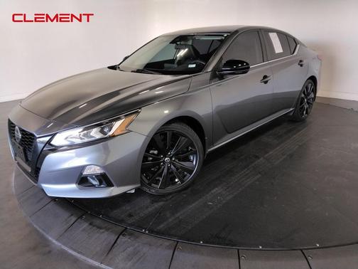 2022 Nissan Altima SR FWD