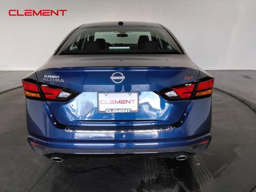 2023 Nissan Altima SR FWD