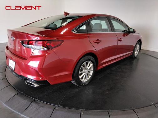 2019 Hyundai SONATA SE