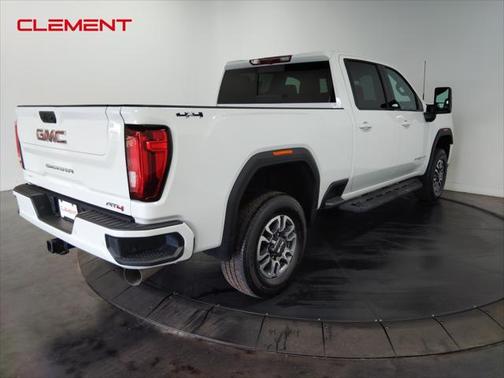 2023 GMC Sierra 2500 AT4
