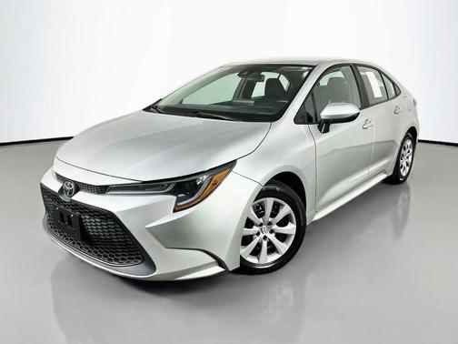 Classic Silver Metallic 2022 Toyota Corolla LE