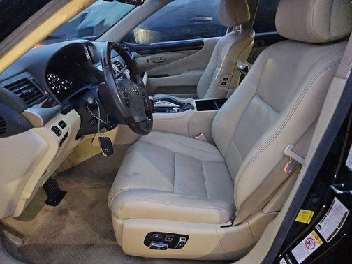 2017 Lexus LS 460 Base