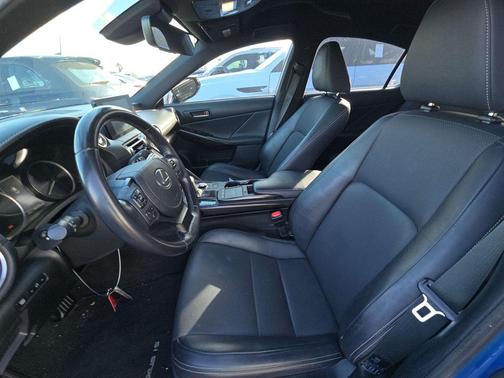 2021 Lexus IS 300 Base