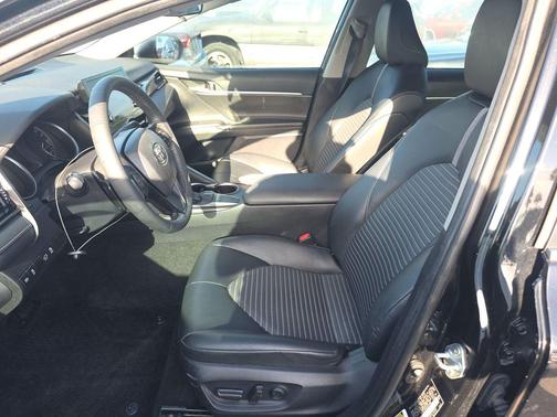 Midnight Black Metallic 2023 Toyota Camry SE