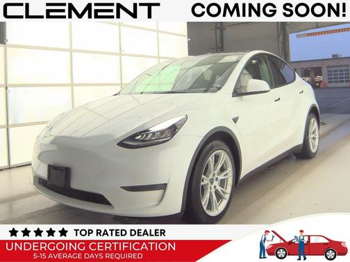 Pearl White Multi-Coat 2023 Tesla Model Y Long Range Dual Motor All-Wheel Drive