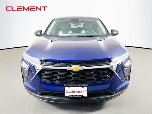 Blue Glow Metallic 2024 Chevrolet Trax LS