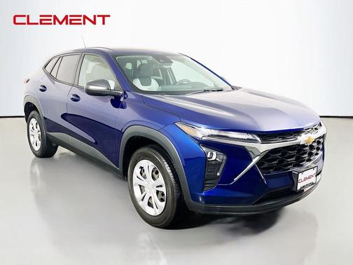 Blue Glow Metallic 2024 Chevrolet Trax LS