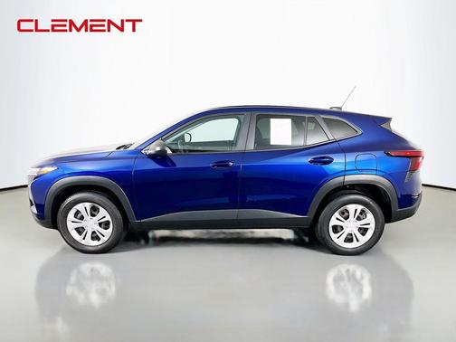 Blue Glow Metallic 2024 Chevrolet Trax LS