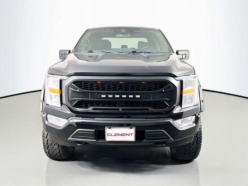 AGATE BLACK METALLIC 2022 Ford F-150 XL
