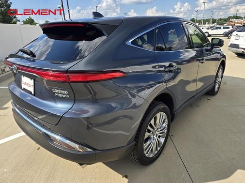 2021 Toyota Venza LE