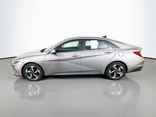 Fluid Metal 2023 Hyundai ELANTRA HEV Limited