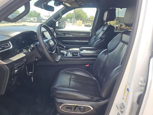 Bright White Clearcoat 2022 Jeep Wagoneer Series III 4x4