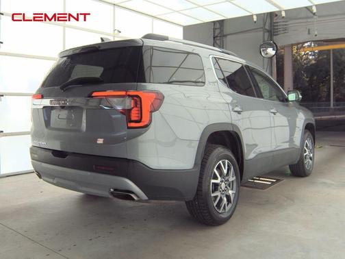2023 GMC Acadia FWD SLT