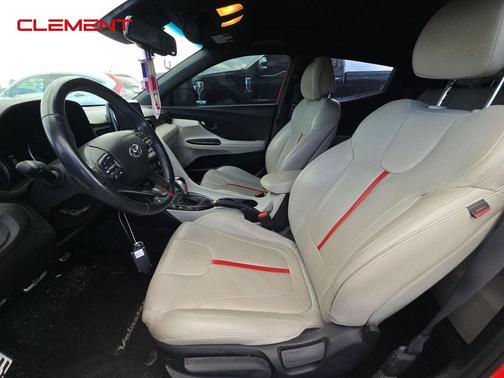 2020 Hyundai Veloster Base