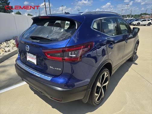2022 Nissan Rogue Sport SL