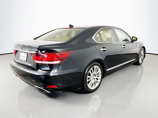 Obsidian 2017 Lexus LS 460 Base