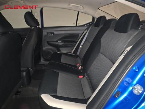 2022 Nissan Versa 1.6 SV