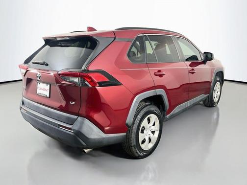 Ruby Flare Pearl 2019 Toyota RAV4 LE
